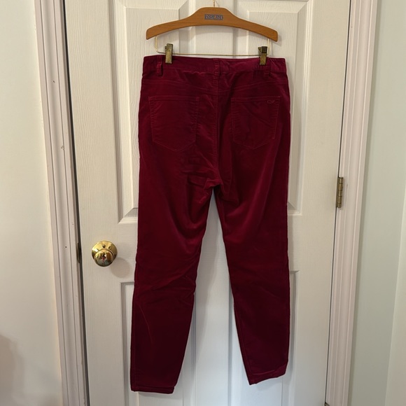 Vineyard Vines Deep Red Velvet Pants (Jean style), EUC, size 8 - Picture 6 of 6